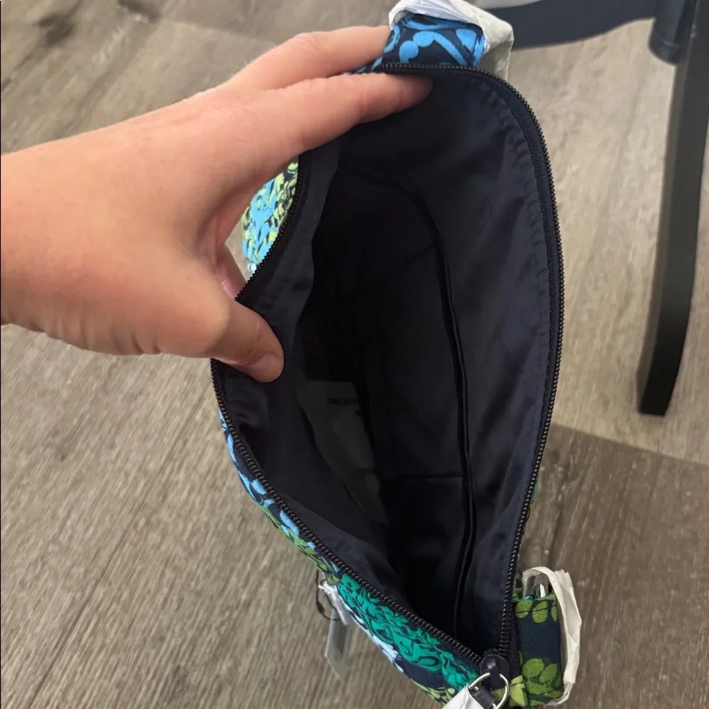 Vera Bradley Hipster Bag - “Caribbean Sea” design - NWT